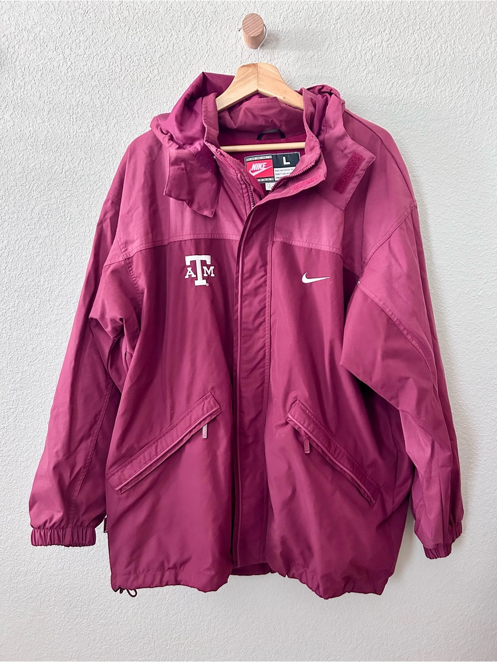 Vintage Y2K Nike Team Sports Heavy Windbreaker Jacket Texas A & M Aggies Size L
